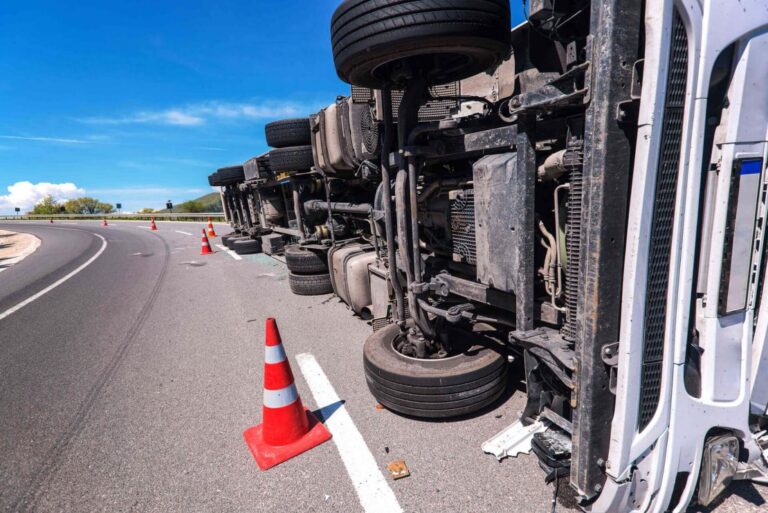 1 人在 91 號高速公路附近的 57 號高速公路翻倒大型鑽機事故中死亡 [加利福尼亞州阿納海姆]